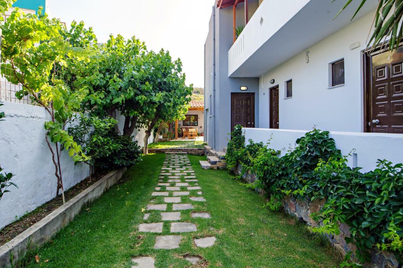 Irida Guesthouse By The Pool Plakias Ngoại thất bức ảnh